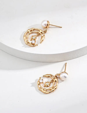 Star & Moon Pearl Earrings Glim Wink