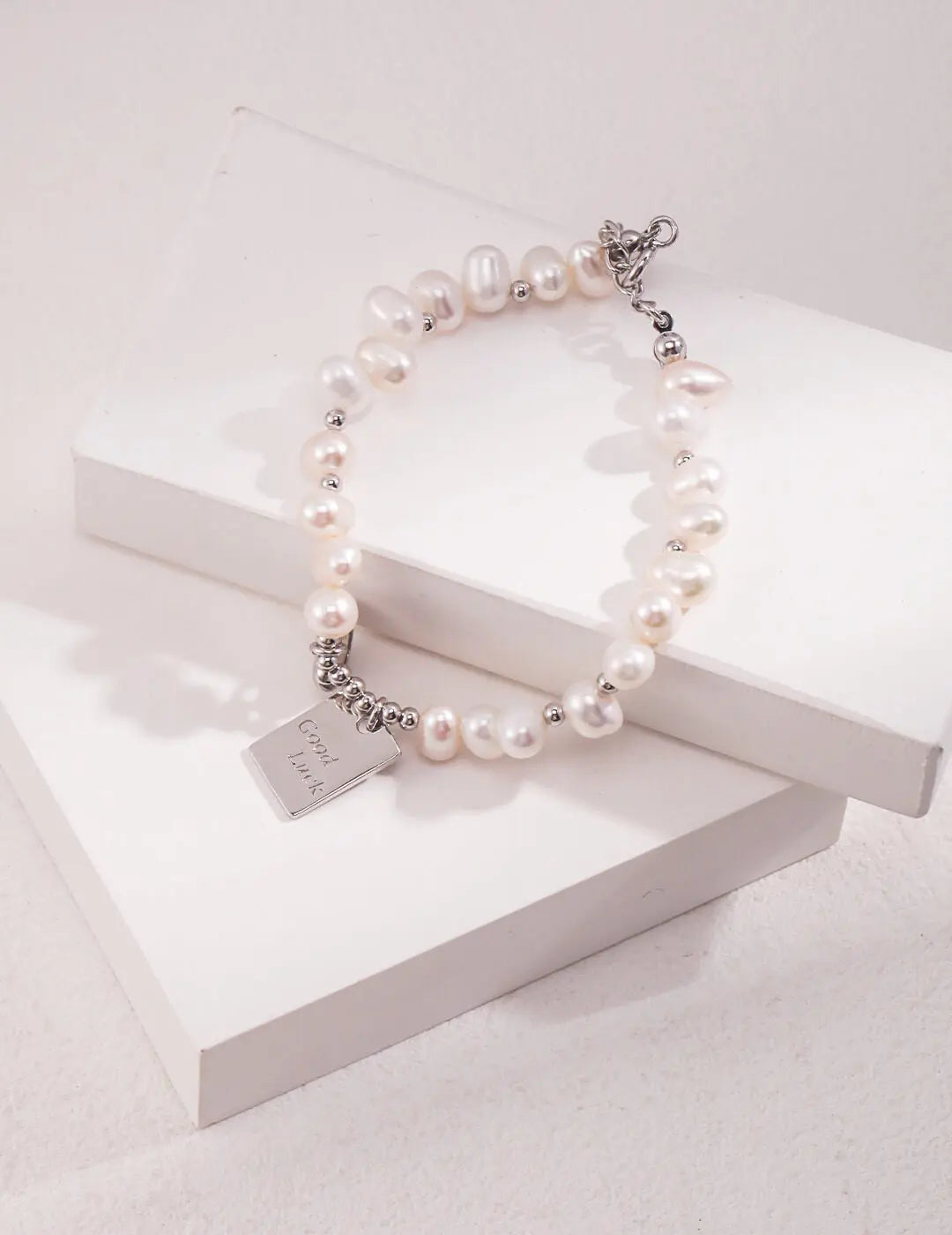 Lucky Charm Pearl Bracelet Glim Wink
