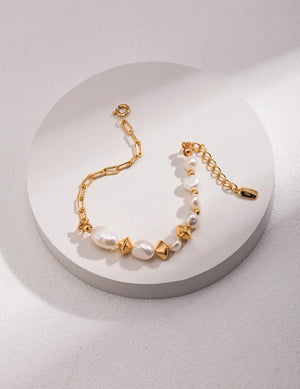 Potato Baroque Pearl Bracelet Glim Wink