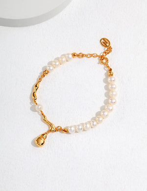 Baroque Teardrop Pearl Bracelet Glim Wink