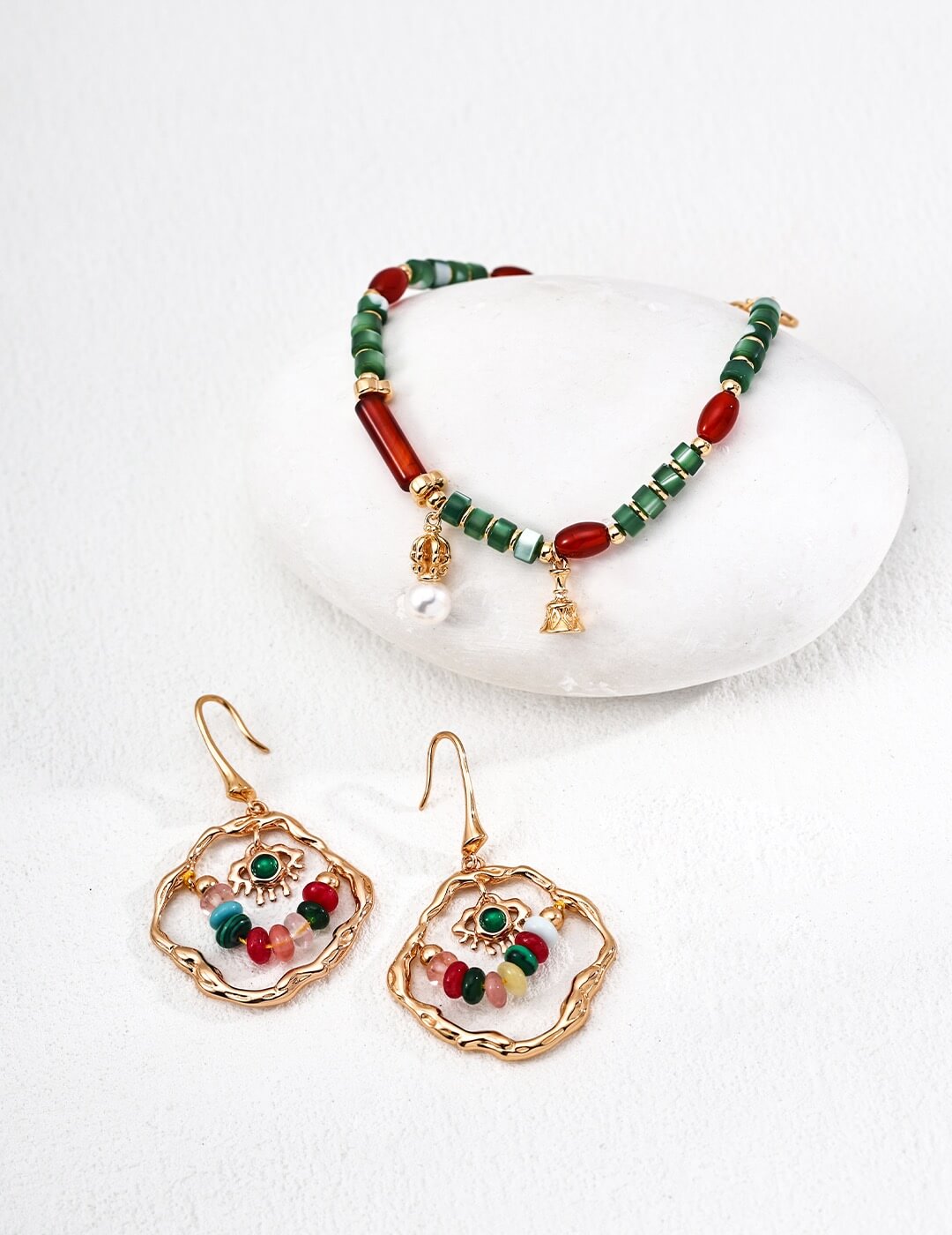 Red Green Agate Bracelet Glim Wink