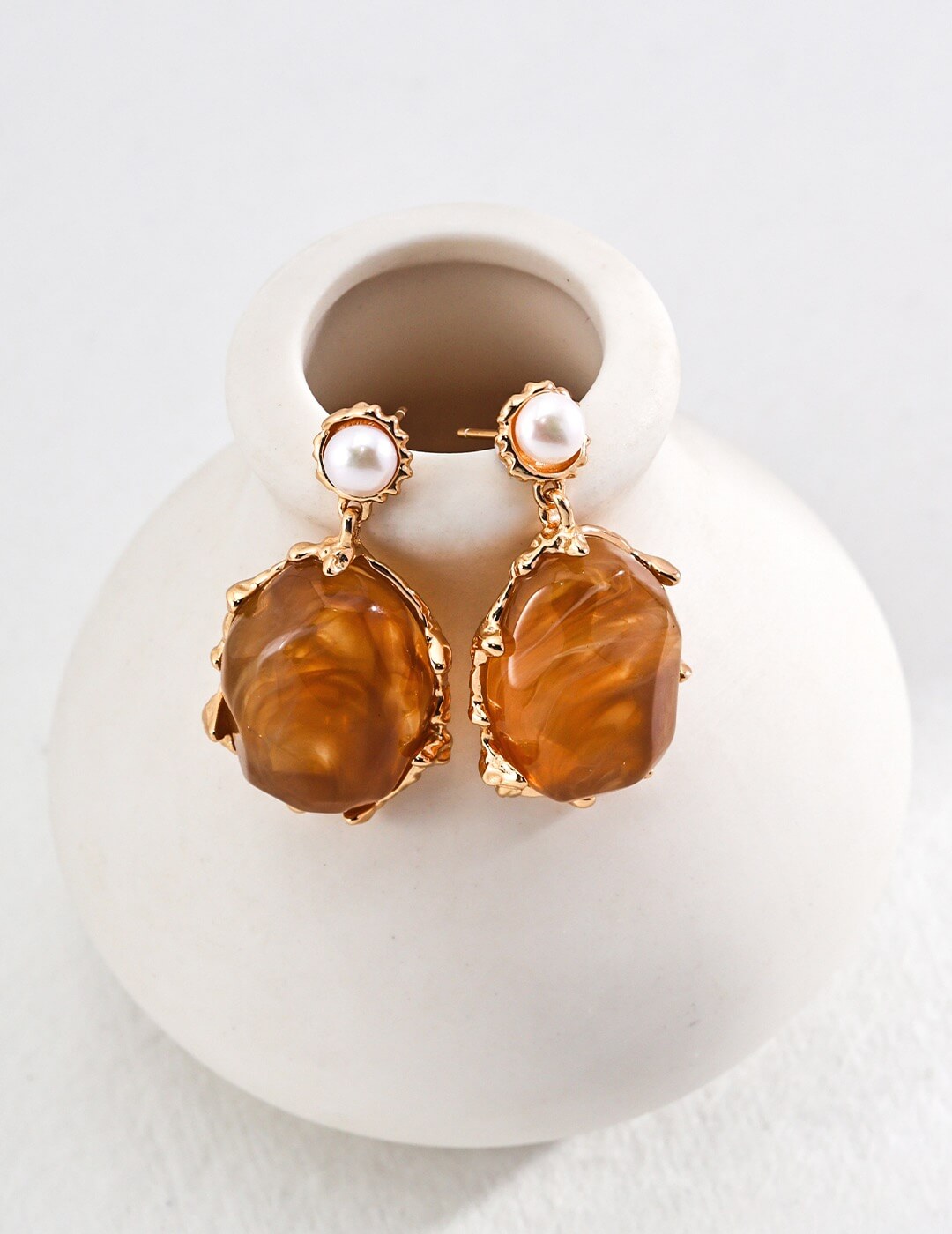 Resin Stone Earrings Glim Wink