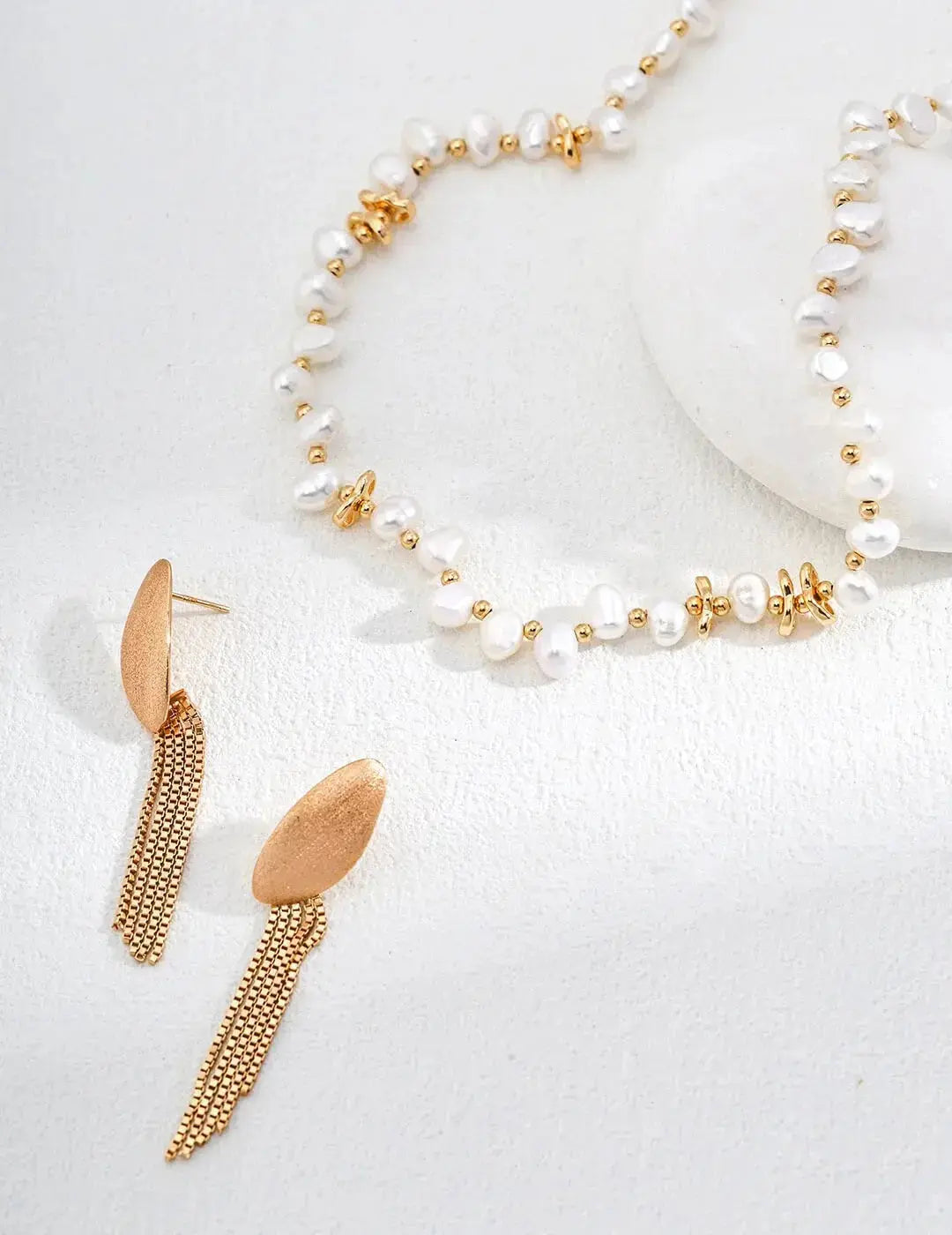 Dainty Silver Tassel Earrings: Everyday Elegance Guide Glim Wink