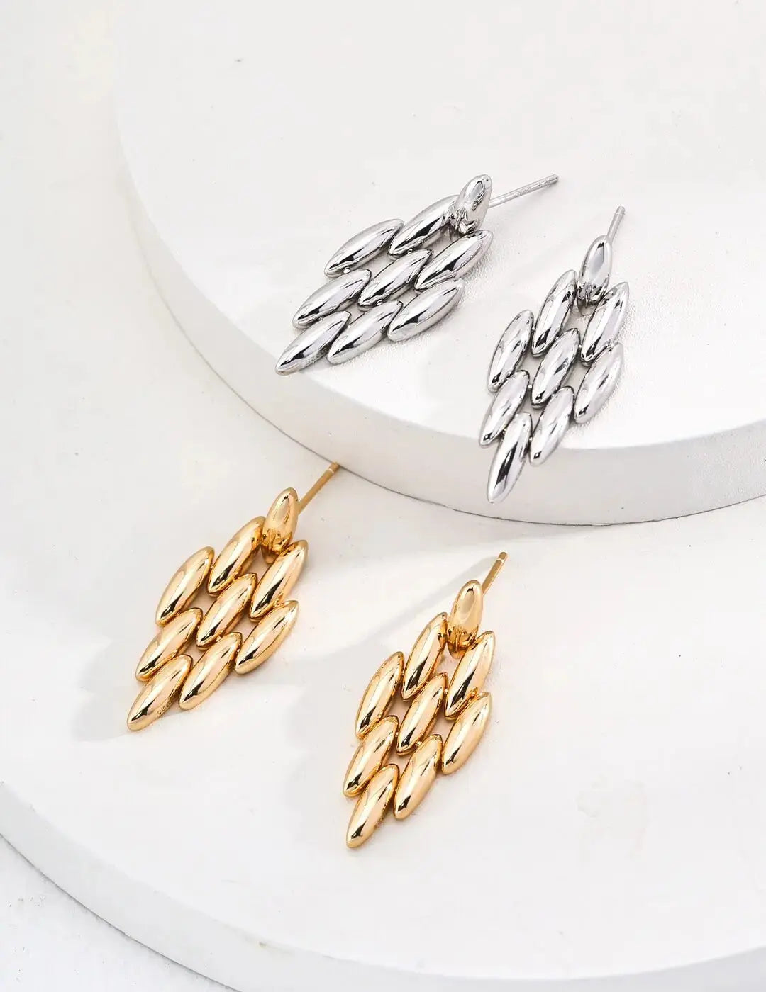 Office Jewelry as a Professional Investment – Why Quality Beats Quantity Glim Wink