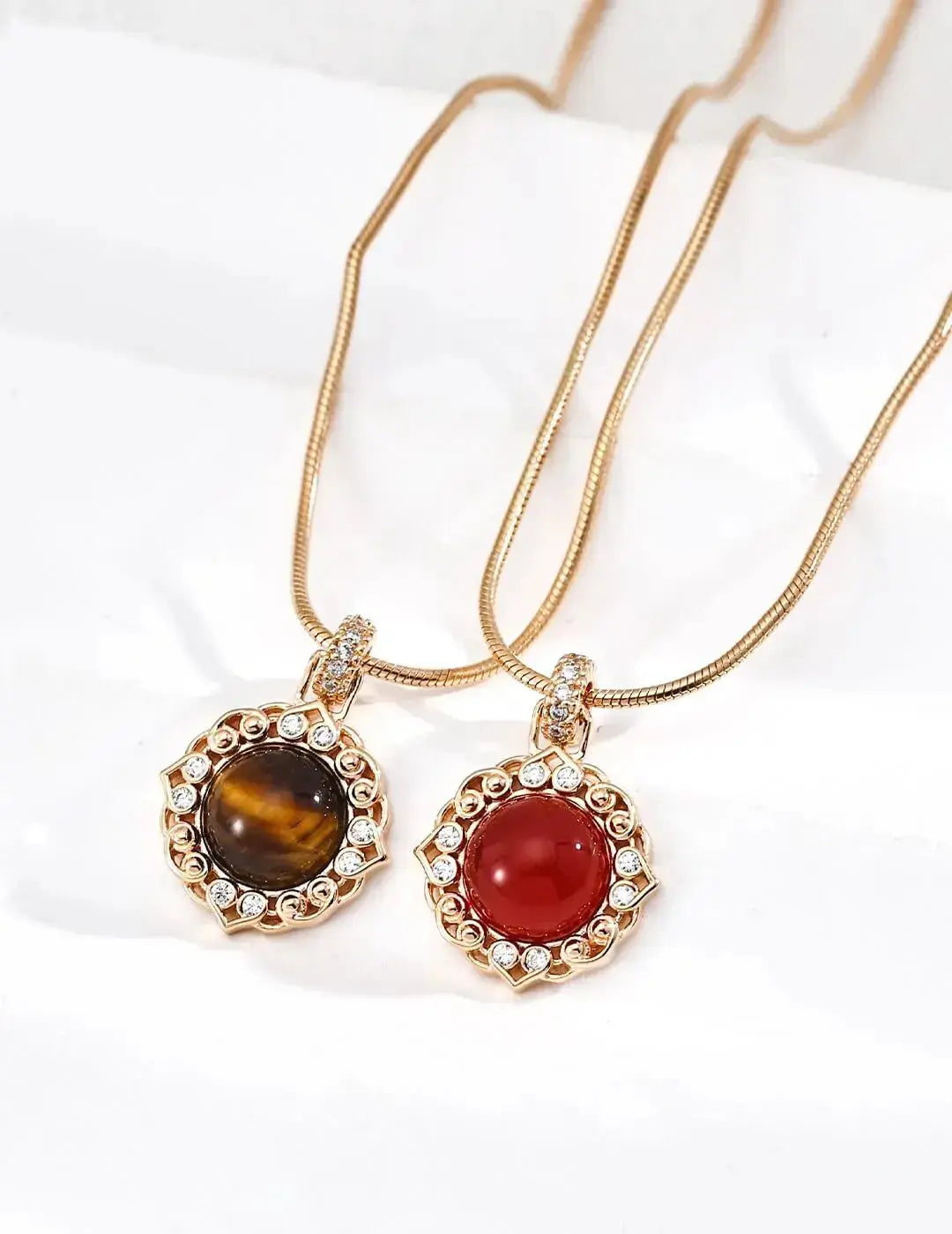 Business Casual Jewelry: How to Choose Pieces That Elevate Your Look Glim Wink