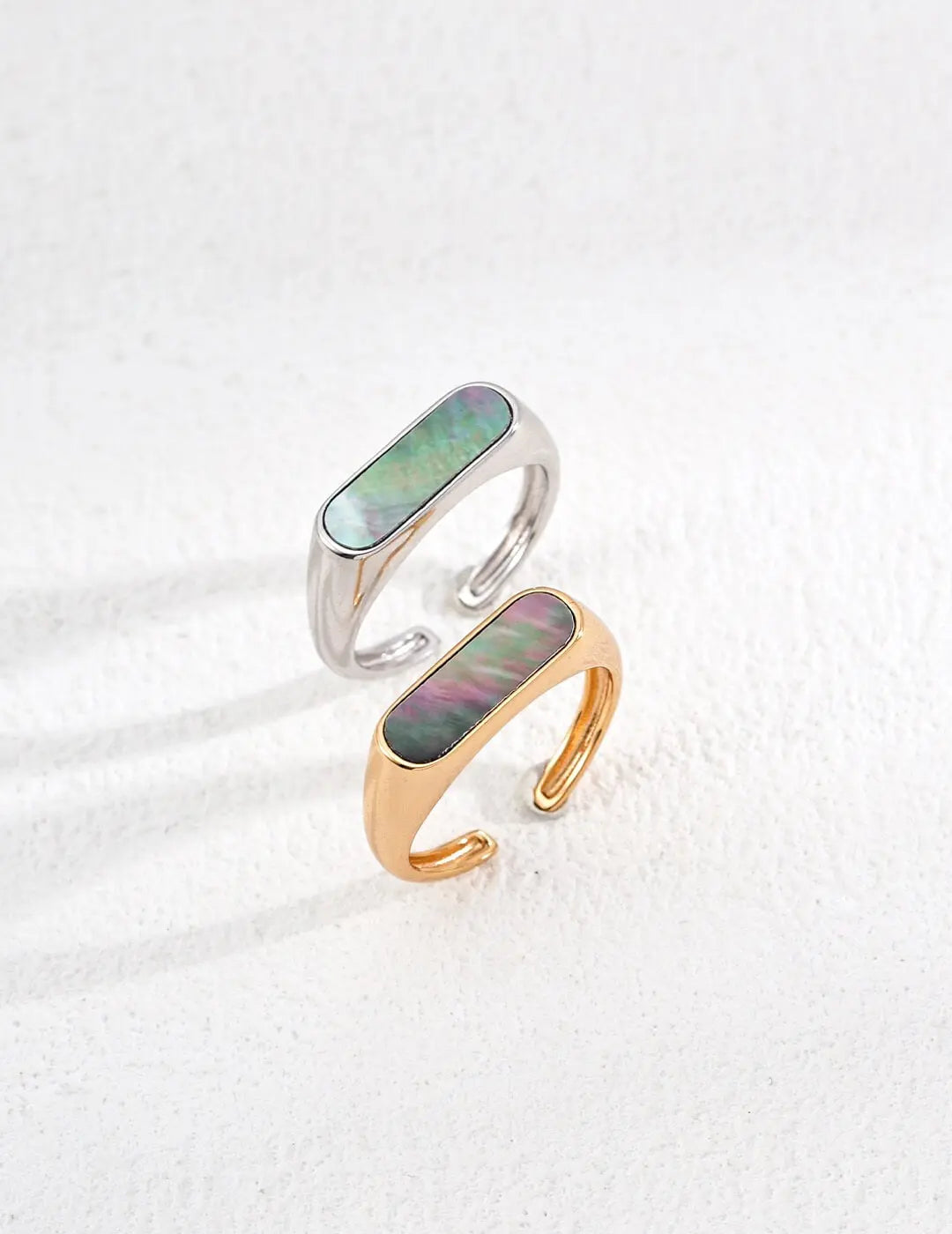 Minimalist Jewelry: The Quiet Superpower for Overwhelmed Career Women Glim Wink