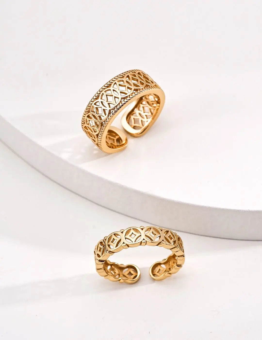 2025 Workplace Minimalist Jewelry Trends: The "Sophistication by Subtraction" Led by Chic Core Glim Wink