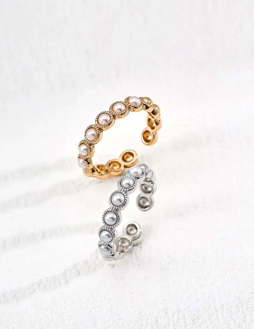 Statement Rings for Professional Women: Bold Yet Office-Ready Styles Glim Wink