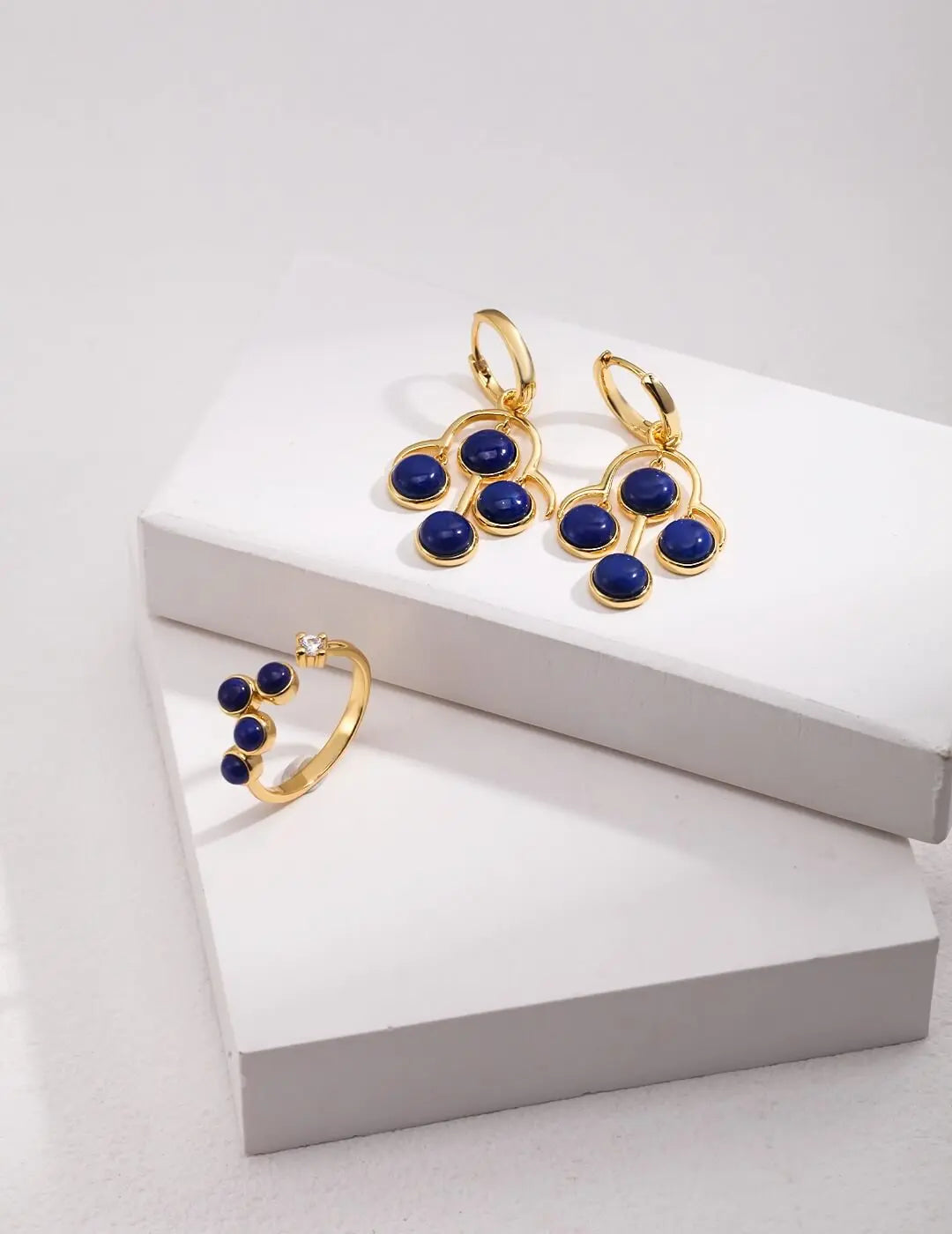 The Best Jewelry Metals for Busy Career Women Glim Wink