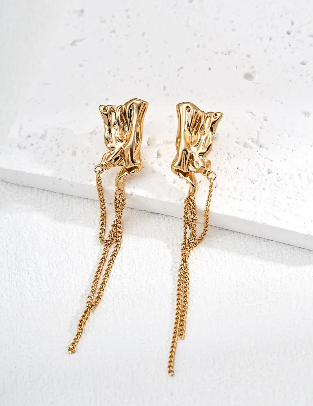 Minimalist Jewelry for Career Women in Law: Professional & Courtroom-Appropriate Glim Wink