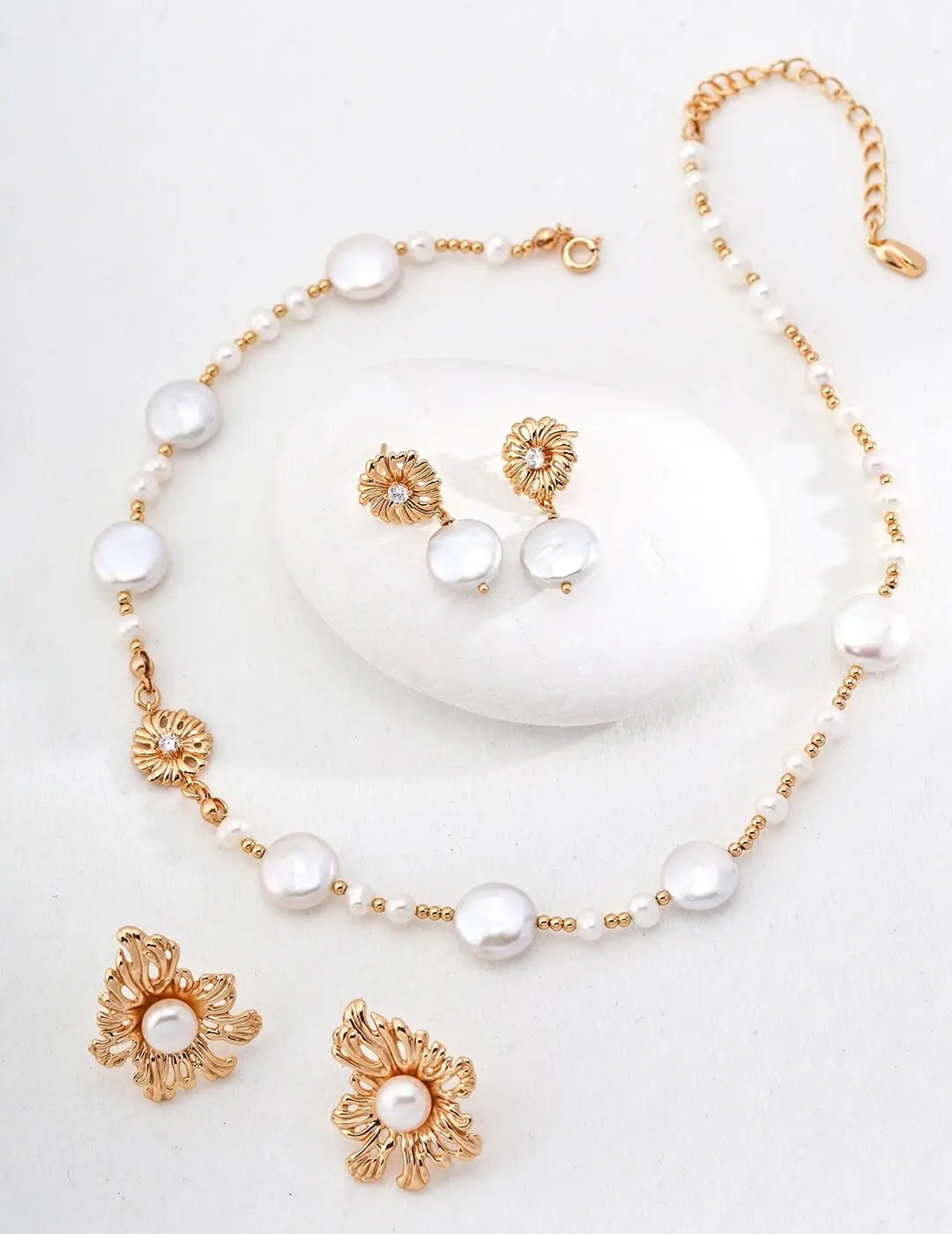 7 Mistakes You’re Making When Buying Designer Pearl Jewelry (Spoiler: Size Isn’t Everything!) Glim Wink