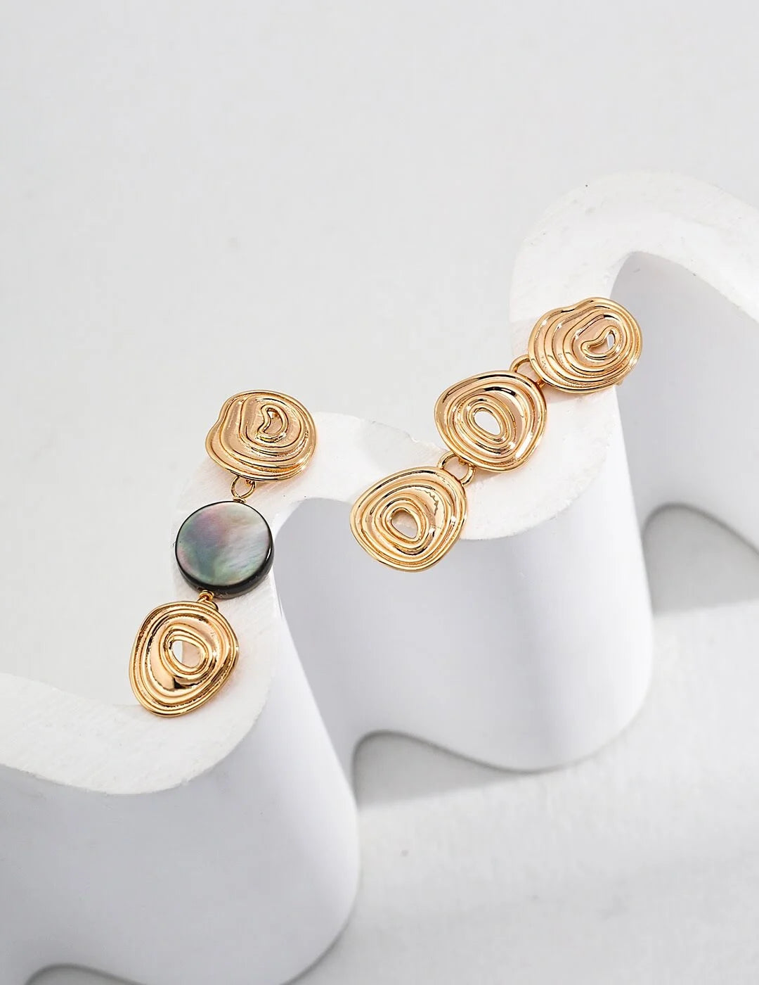 Sterling Silver Black Shell Asymmetric Earrings