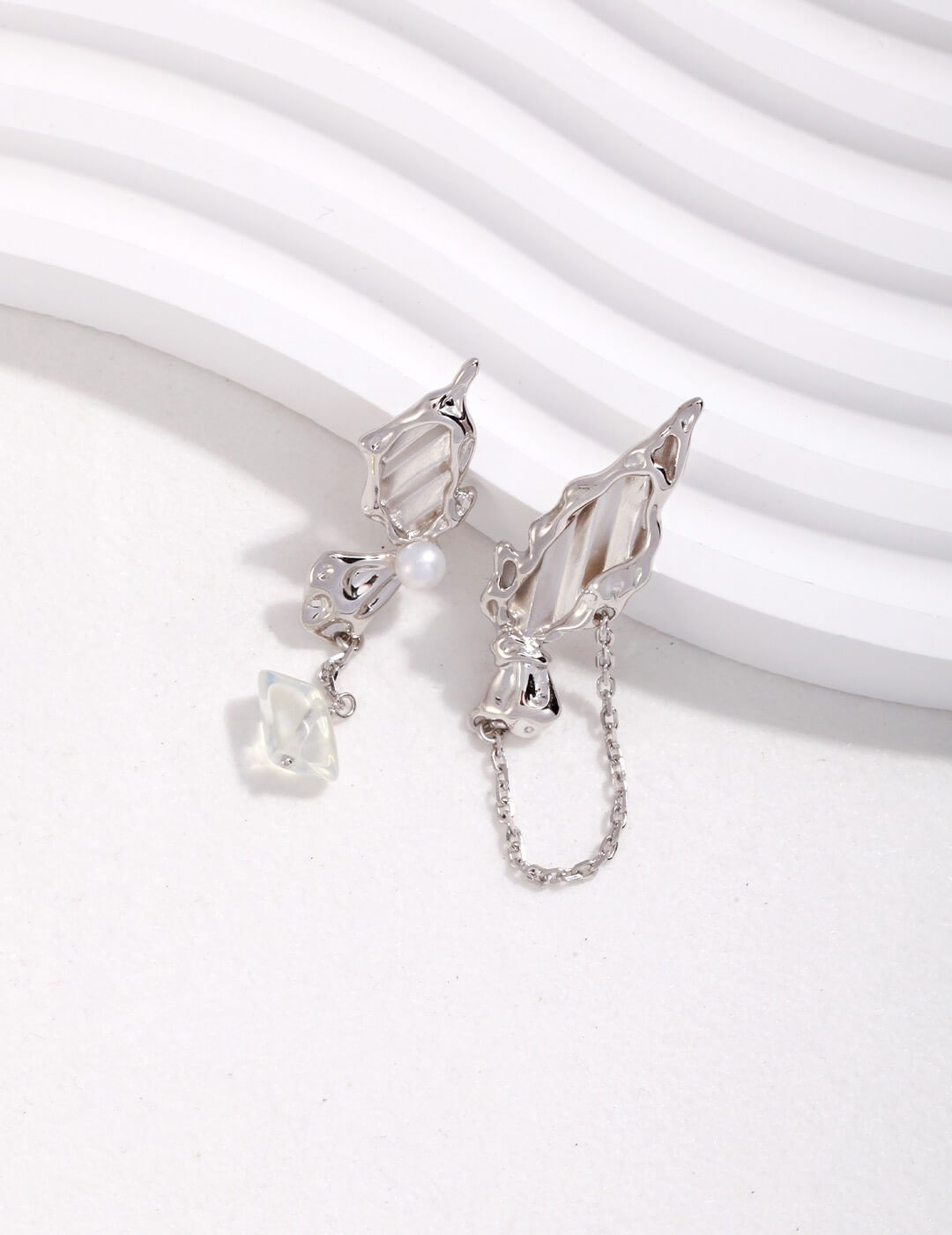 AB Style Asymmetric Butterfly Earrings Glim Wink
