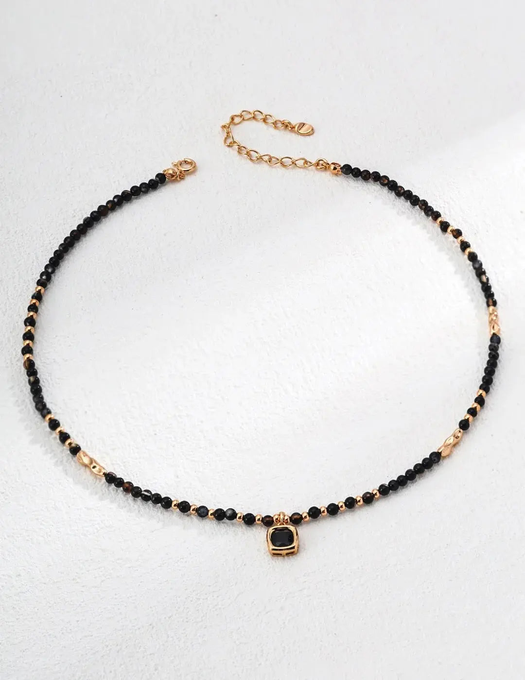 Round Polished Black Onyx Necklace Glim Wink