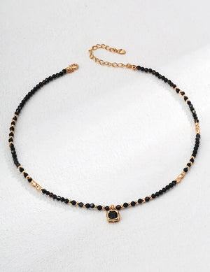 Round Polished Black Onyx Necklace Glim Wink