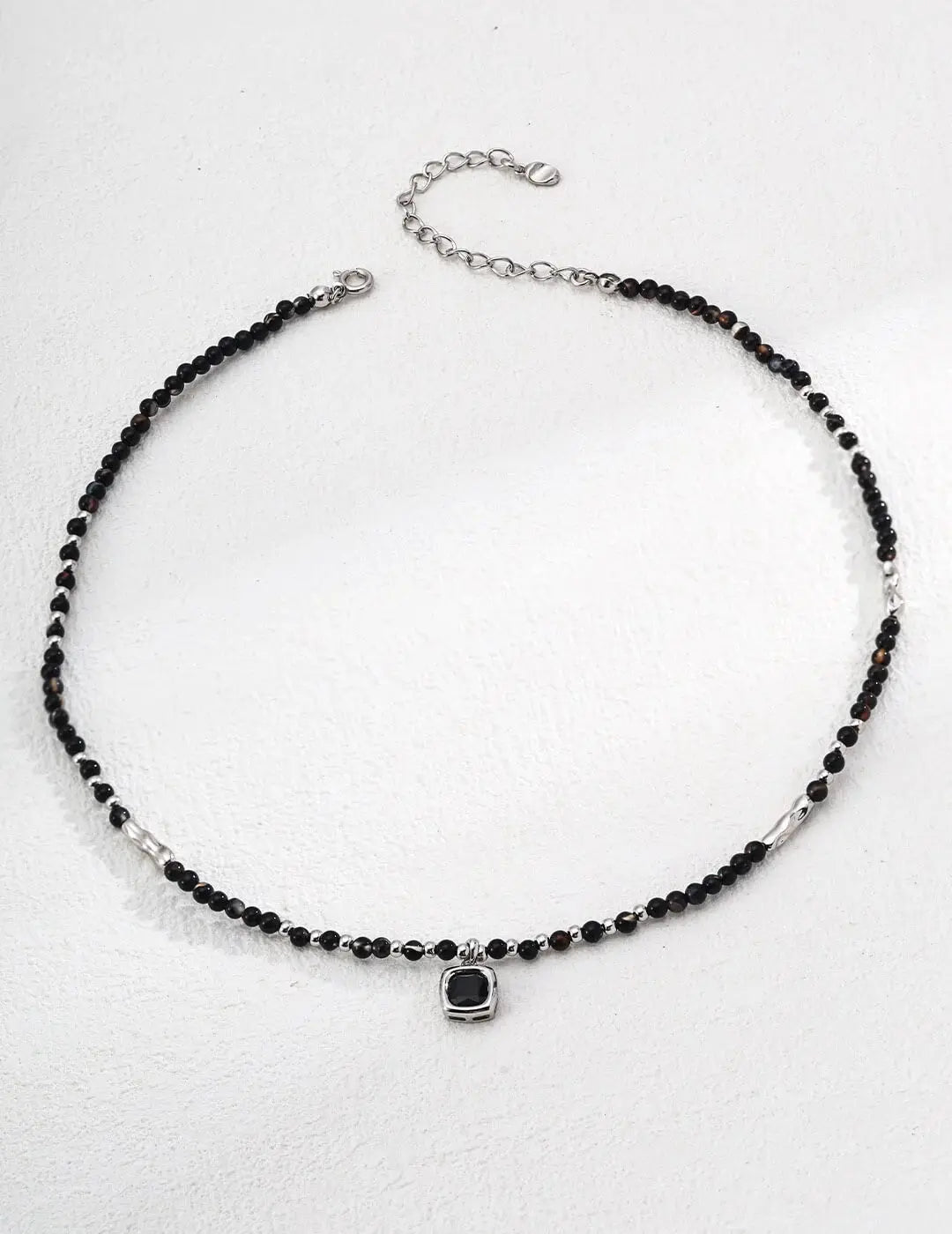 Round Polished Black Onyx Necklace Glim Wink