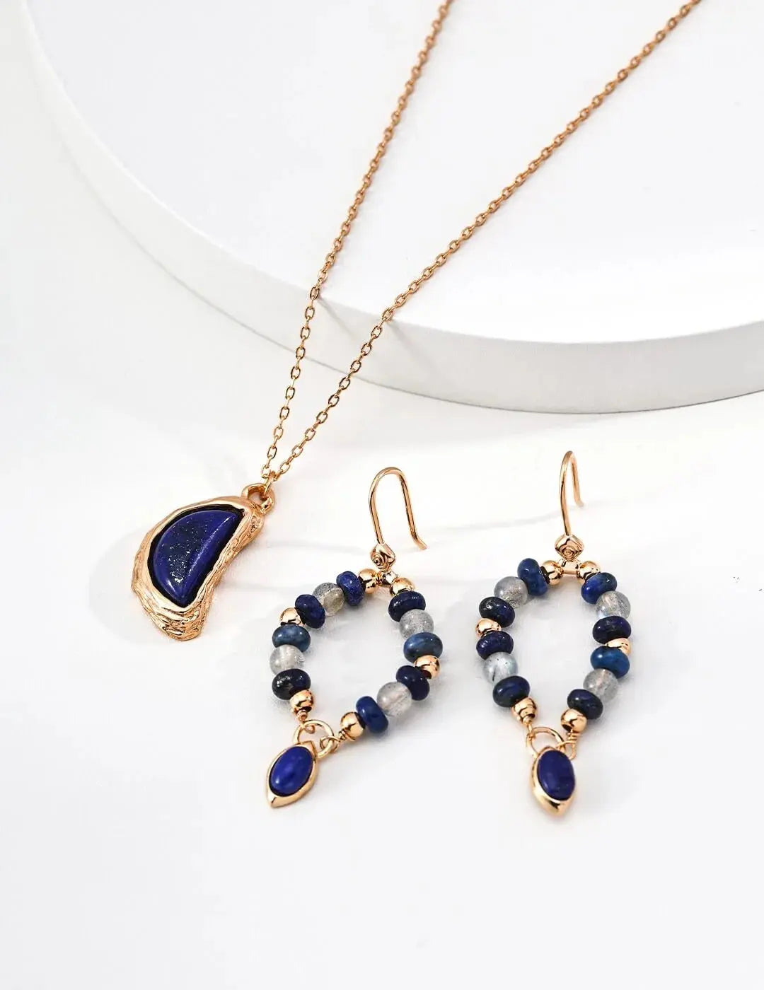 Natural Lapis Lazuli Crescent Moon Necklace - Glim Wink