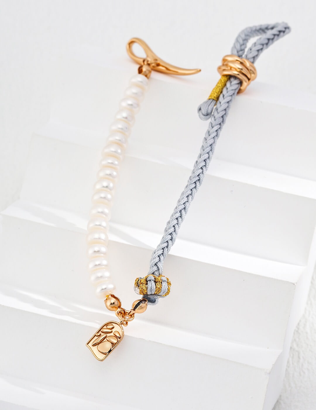 Braided Pearl Bracelet Glim Wink
