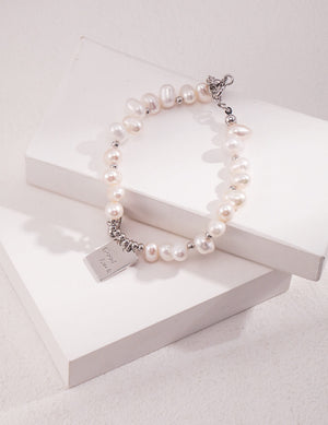 Lucky Charm Pearl Bracelet Glim Wink