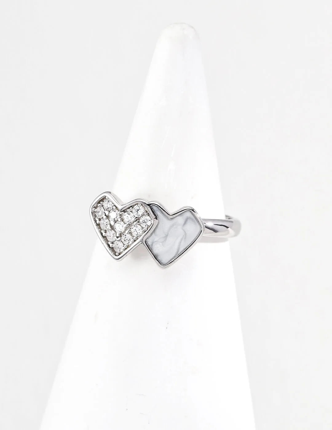 Double Heart Enamel Zircon Ring Glim Wink