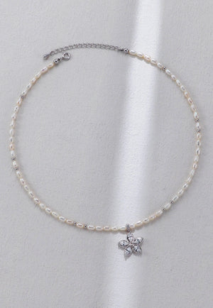 Flower Zircon-Inlaid Pearl Necklace Glim Wink