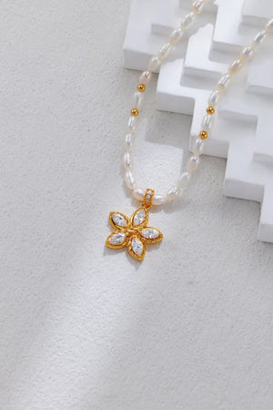 Flower Zircon-Inlaid Pearl Necklace Glim Wink