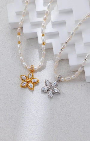 Flower Zircon-Inlaid Pearl Necklace Glim Wink