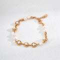 Stamen Pearl Bracelet Glim Wink