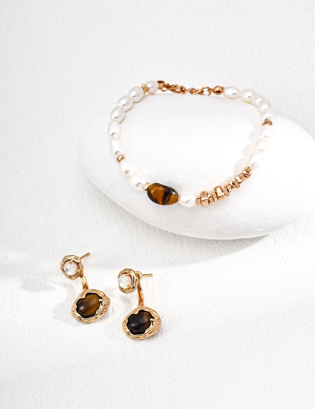 Tiger's Eye Pearl Bracelet Glim Wink