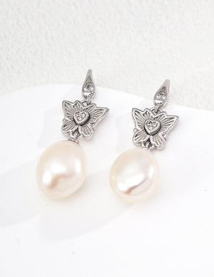 Butterfly Design Pearl Earrings Glim Wink