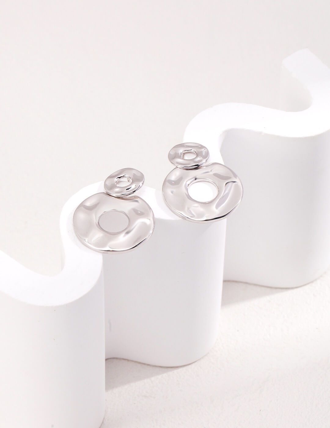 Double Disc Earrings Glim Wink