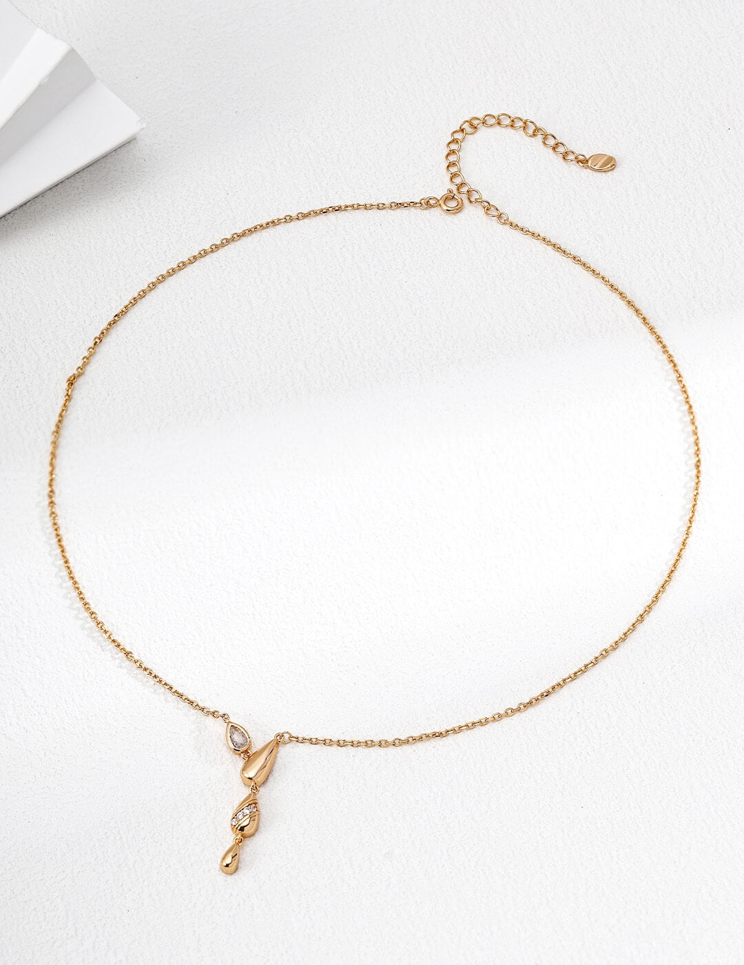 Zircon Teardrop Necklace Glim Wink