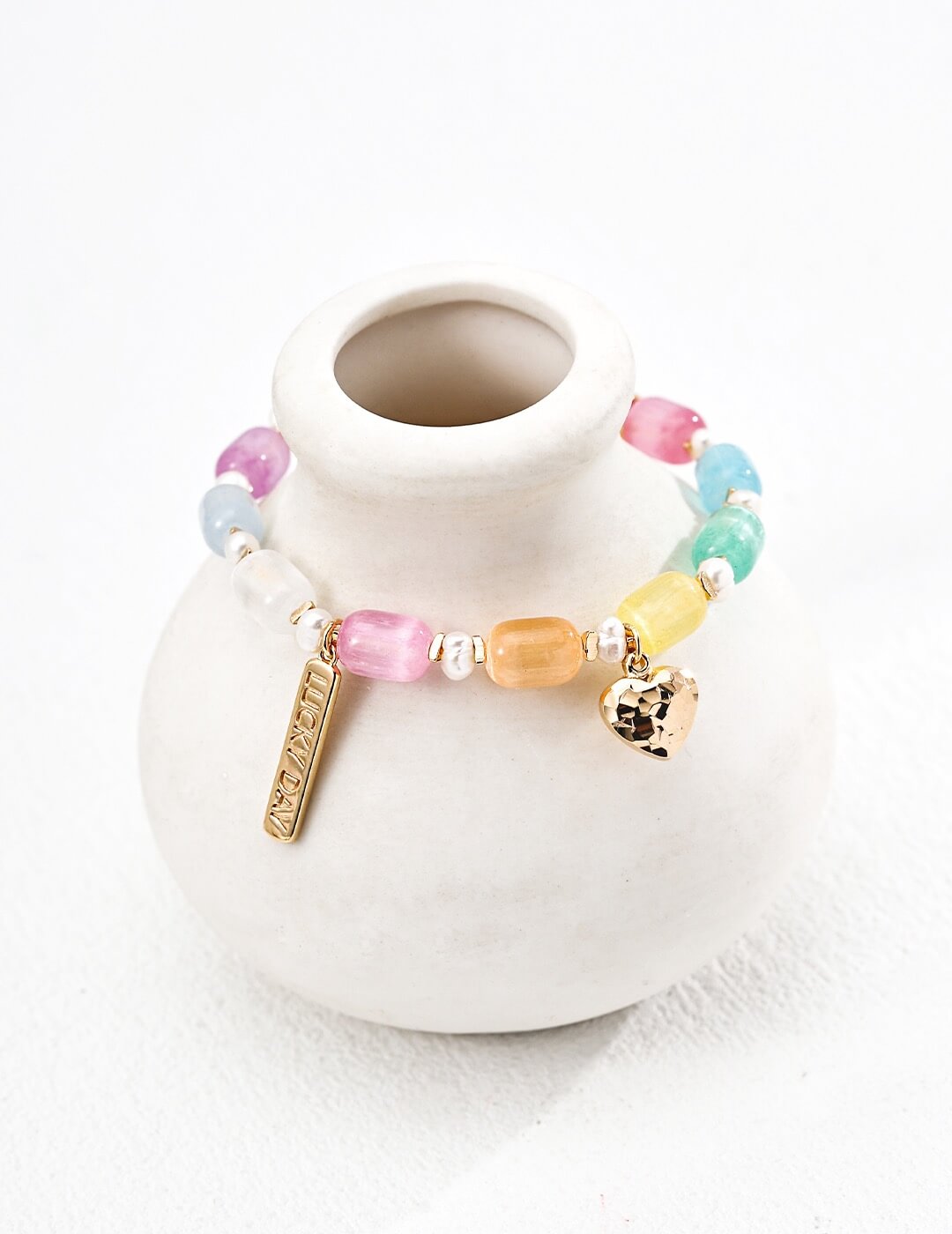 Colorful Barrel Bead Bracelet Glim Wink