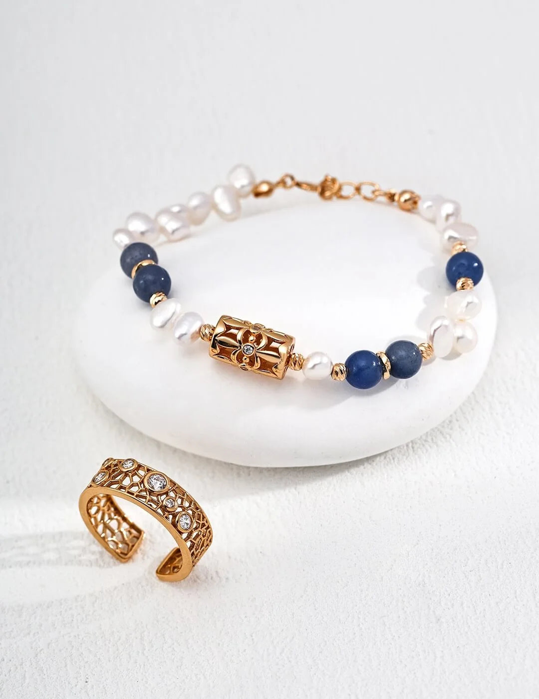 Four-Leaf Flower Aventurine Pearl Bracelet Glim Wink