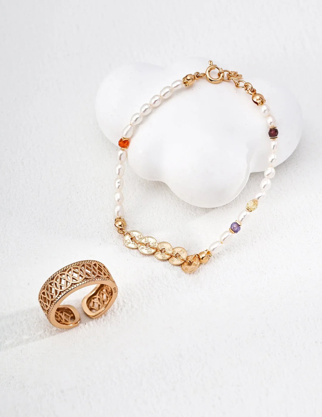 Lucky Copper Coin Pearl Bracelet Glim Wink