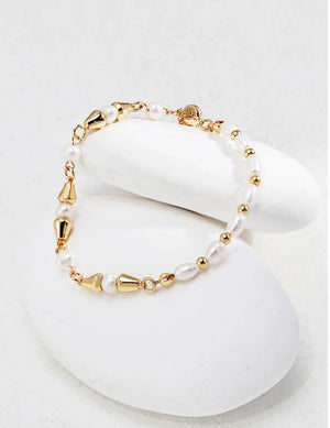 Mini Pyramid Pearl Bracelet Glim Wink