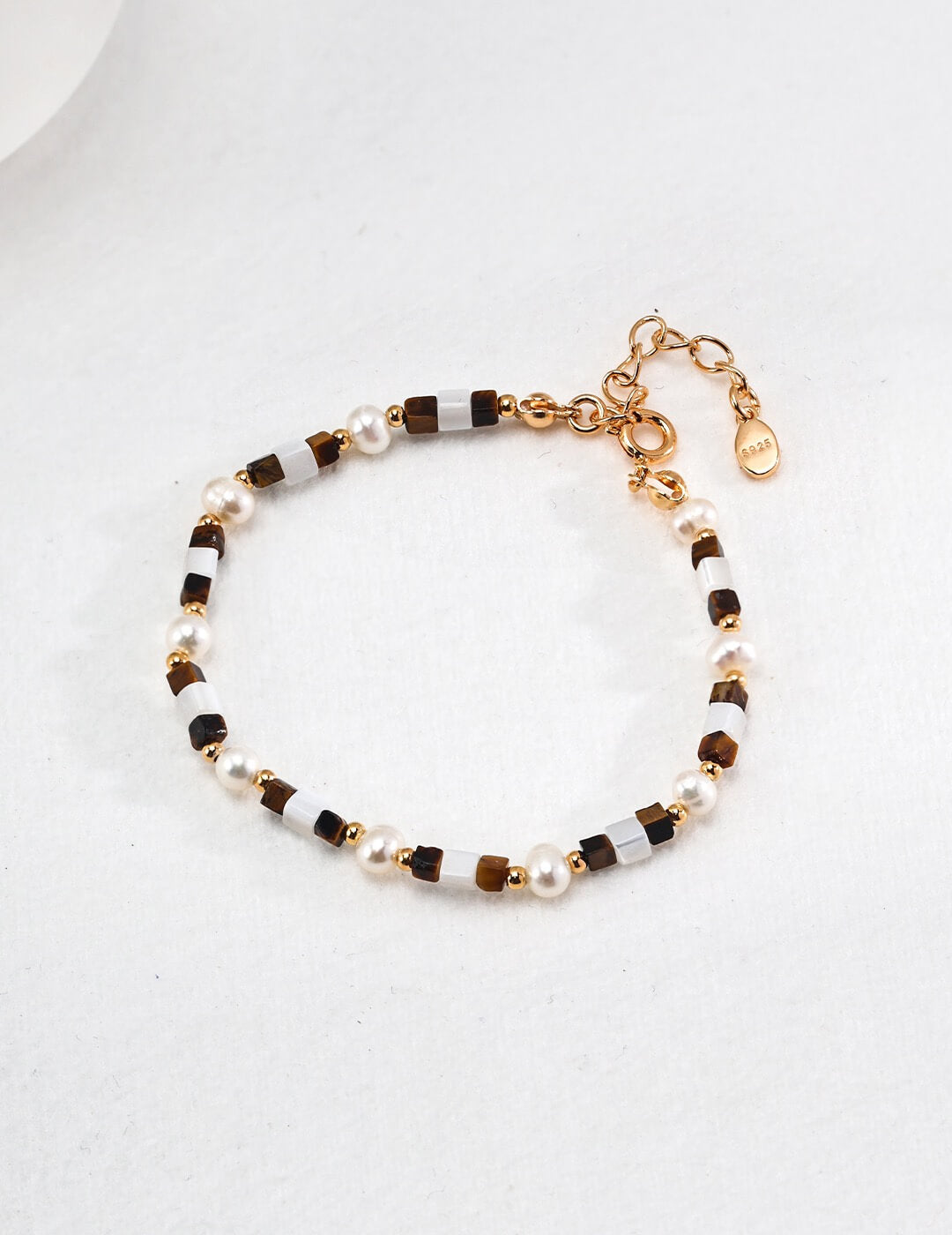 Mother of Pearl & Tiger's Eye Bracelet Glim Wink