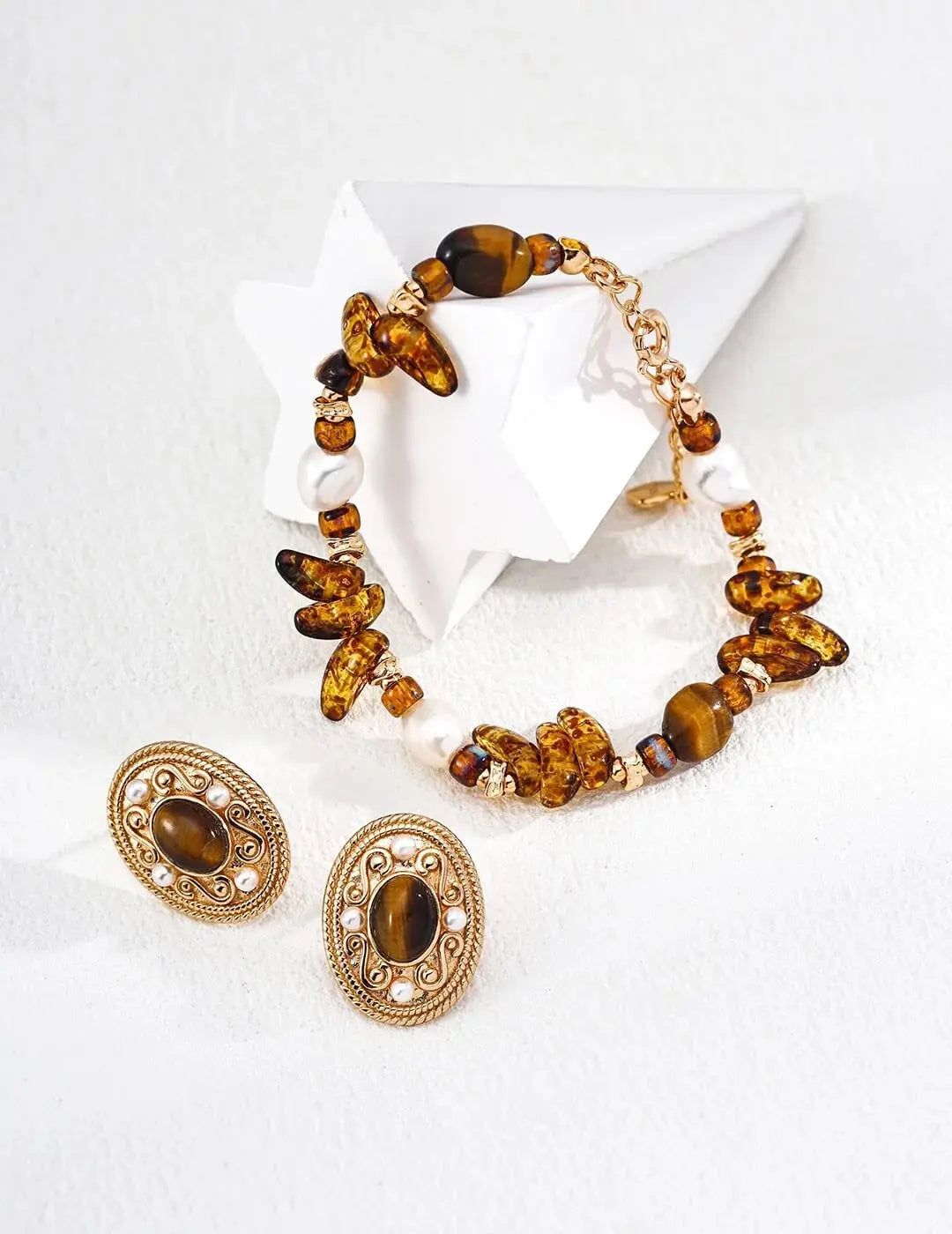 Pearl Czech Glass Tiger Eye Bracelet Glim Wink