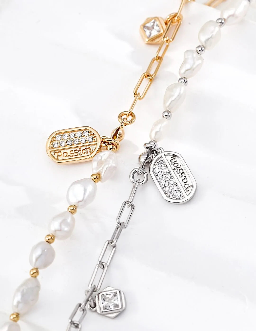 Letter Charm Accented Pearl Bracelet Glim Wink