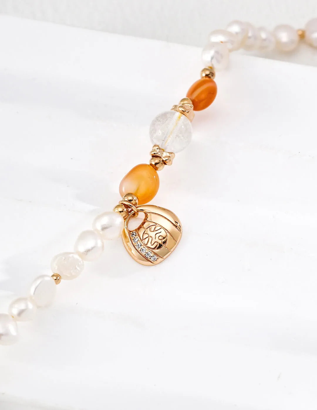 Red Agate Fortune Pouch Pearl Bracelet Glim Wink