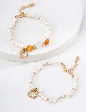 Red Agate Fortune Pouch Pearl Bracelet Glim Wink