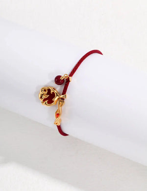 Red Cord Agate-Embedded Bracelet Glim Wink