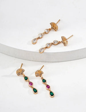 Ginkgo Leaf Zircon Earrings Glim Wink