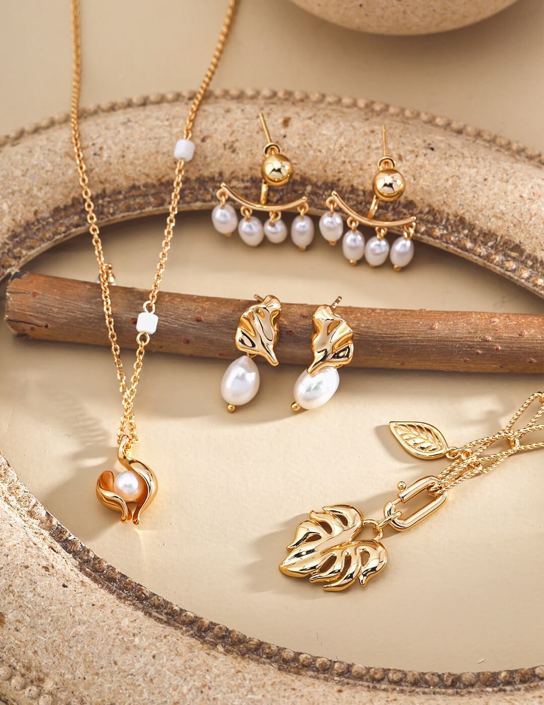 Detachable Rice Pearl Earrings Glim Wink