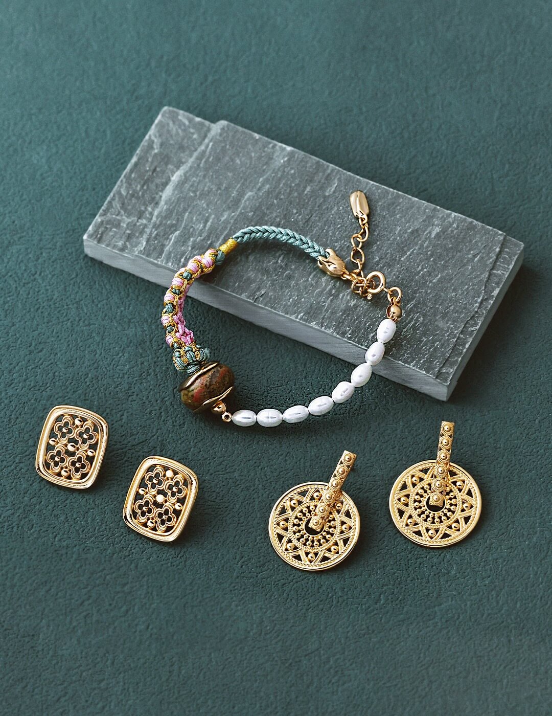 New Chinese Style Lattice Window Earrings Glim Wink