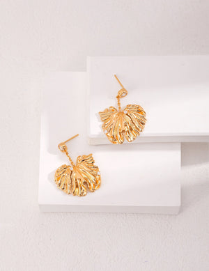Vintage Apricot Leaf Earrings Glim Wink