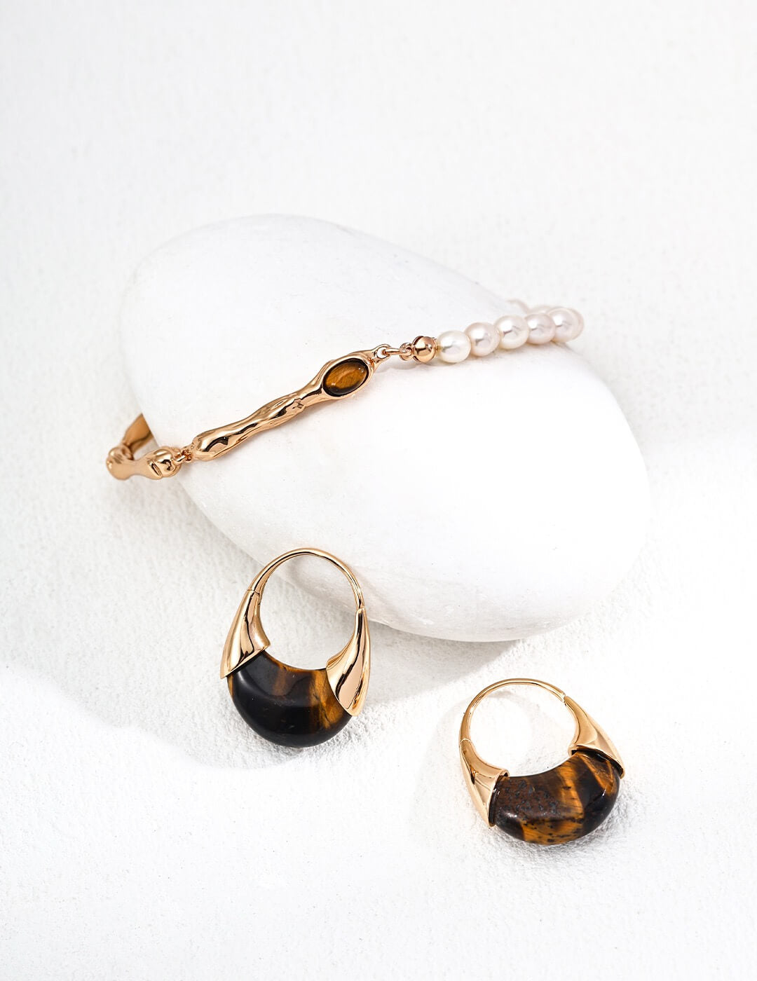 Wealth-Attracting Tiger's Eye Earrings Glim Wink
