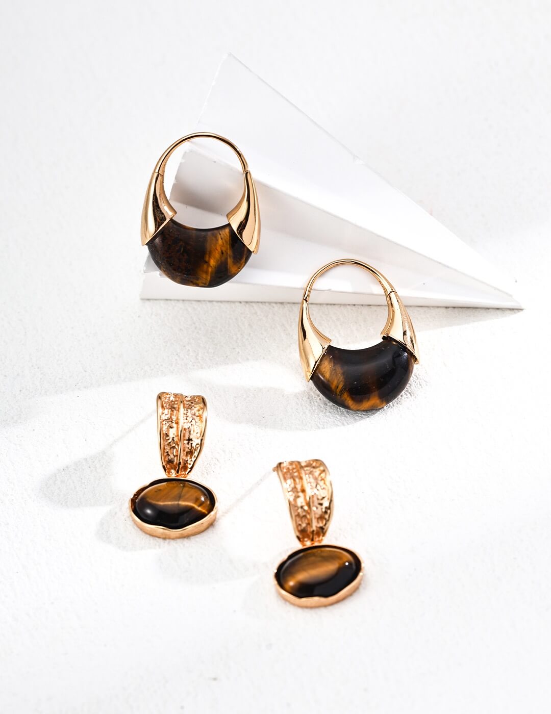 Wealth-Attracting Tiger's Eye Earrings Glim Wink