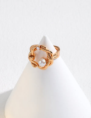 Willow Branch Pearl Ring Glim Wink