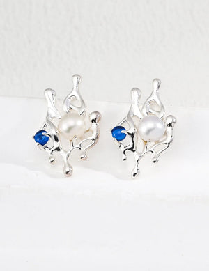 Stamen Sapphire Pearl Earrings Glim Wink
